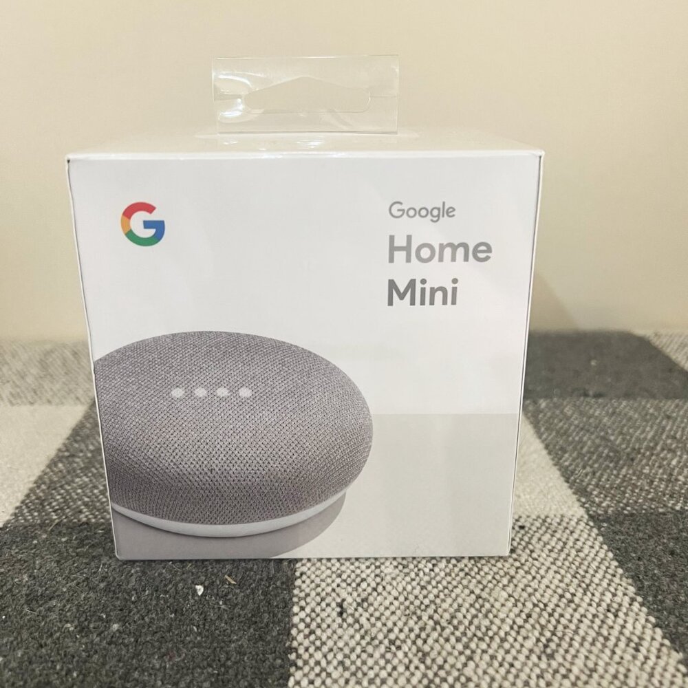 Google Home Mini (Model GA00210-US)